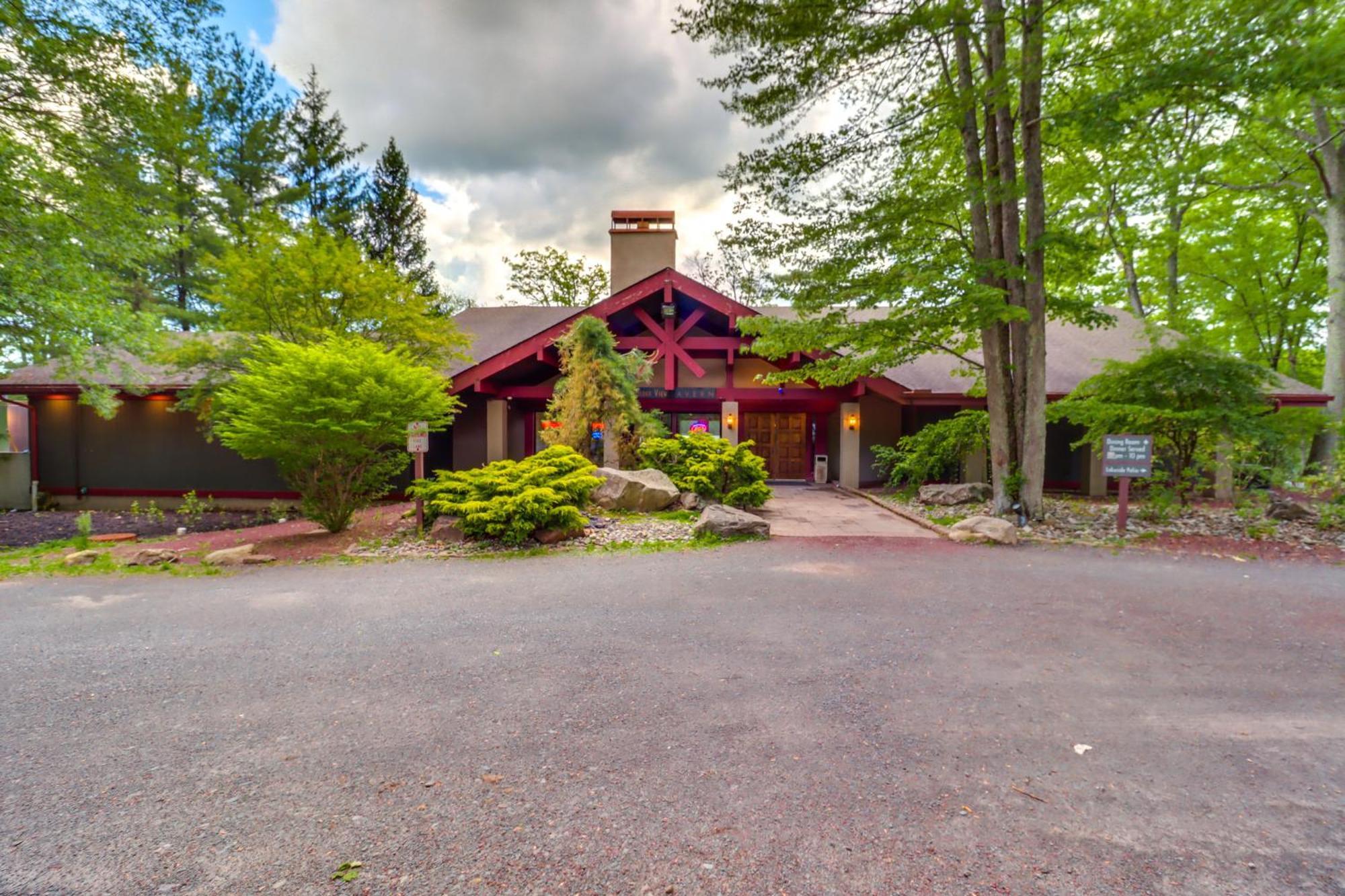 Lake Harmony Home About Half Mi To Big Boulder Mountain Exterior photo